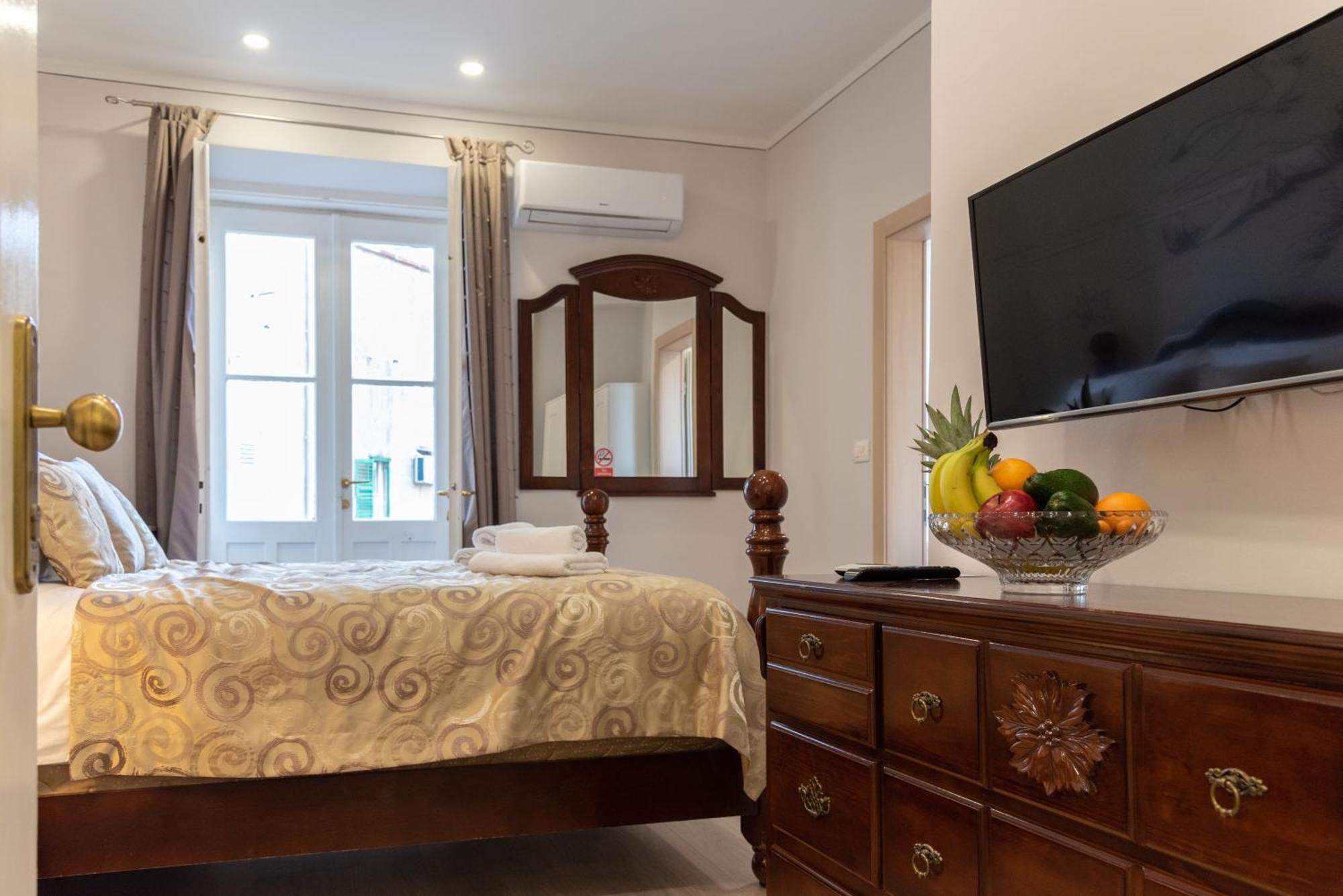 Capital Luxury